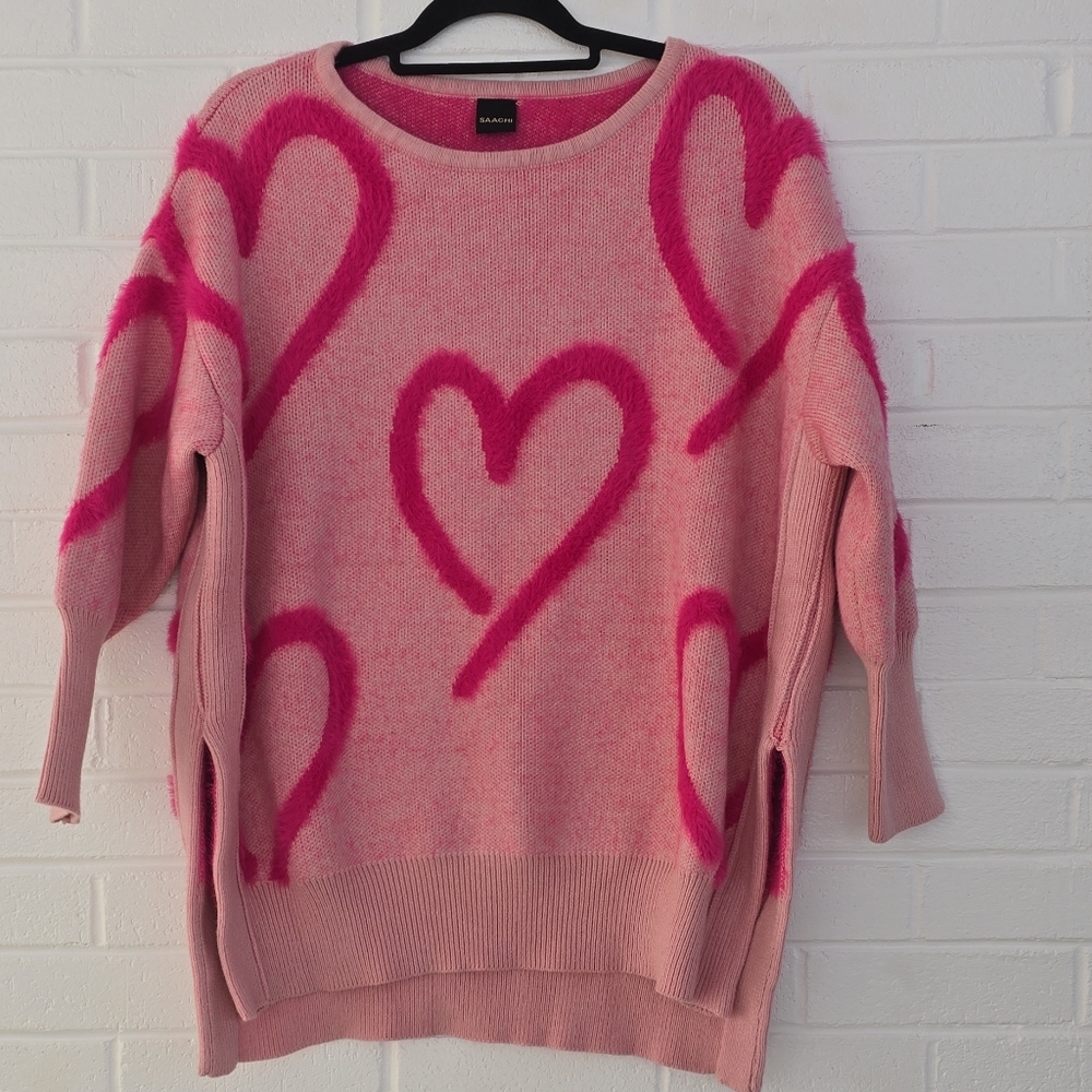 Saachi Wispy Heart Tunic Sweater One Size - Picture 2 of 10